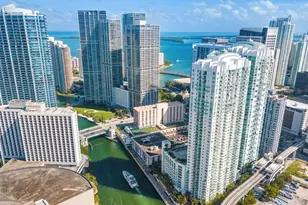 31 SE 5th St, Miami, FL 33131 - Photo 35