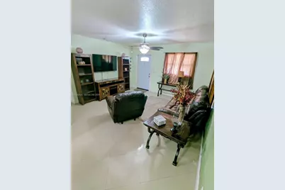 11934 SW 181st St, Miami, FL 33177 - Photo 5