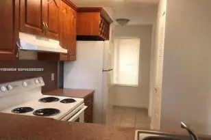 937 Coral Club Dr, Coral Springs, FL 33071 - Photo 15