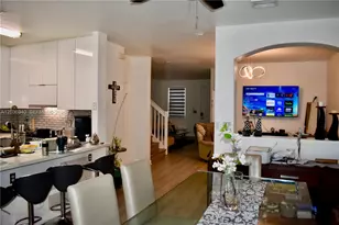 10814 NW 81st Ln, Doral, FL 33178 - Photo 5