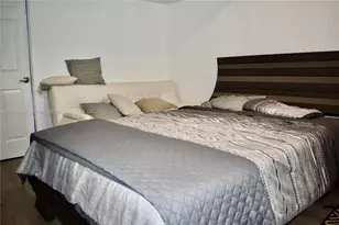 10814 NW 81st Ln, Doral, FL 33178 - Photo 13