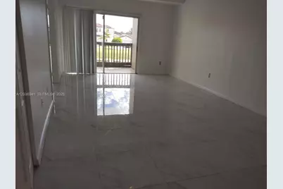 805 SW 113th Way #805, Pembroke Pines, FL 33025 - Photo 3