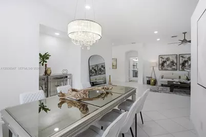 19308 Stonebrook St, Weston, FL 33332 - Photo 11