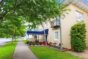 124 Mendoza Ave, Coral Gables, FL 33134 - Photo 1