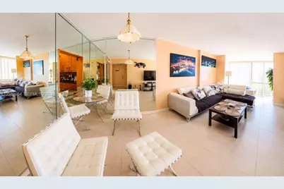 1000 Parkview Dr #505, Hallandale Beach, FL 33009 - Photo 3