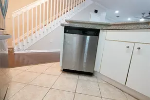 6453 Catalina Ln, Tamarac, FL 33321 - Photo 17