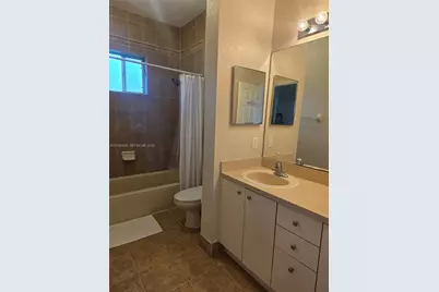 6453 Catalina Ln, Tamarac, FL 33321 - Photo 13