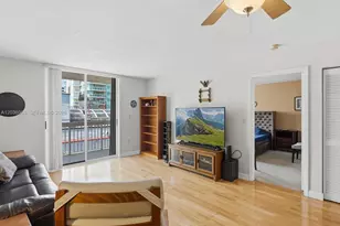 3588 Collins Ave, Miami Beach, FL 33140 - Photo 1
