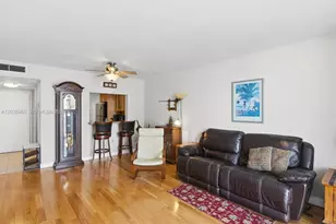 3588 Collins Ave, Miami Beach, FL 33140 - Photo 3