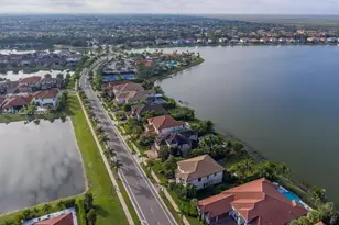 8725 Parkland Bay Dr, Parkland, FL 33076 - Photo 7