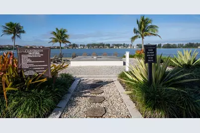 8725 Parkland Bay Dr, Parkland, FL 33076 - Photo 81