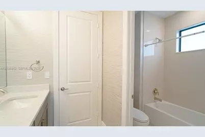 8725 Parkland Bay Dr, Parkland, FL 33076 - Photo 63