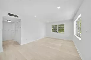 6211 SW 37th St, Davie, FL 33314 - Photo 9
