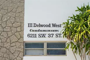 6211 SW 37th St, Davie, FL 33314 - Photo 25