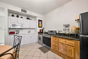16711 Collins Ave, Sunny Isles Beach, FL 33160 - Photo 9