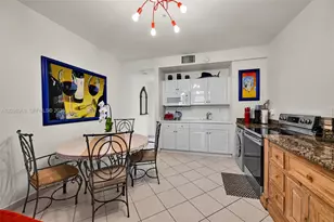 16711 Collins Ave, Sunny Isles Beach, FL 33160 - Photo 7