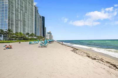 16711 Collins Ave #BC-10, Sunny Isles Beach, FL 33160 - Photo 5