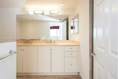 3232 SW 22nd St #1606, Miami, FL 33145 - Photo 17