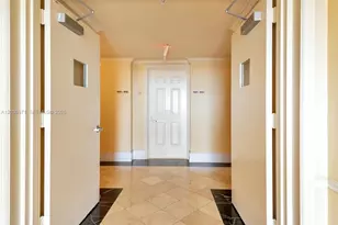3232 SW 22nd St, Miami, FL 33145 - Photo 31