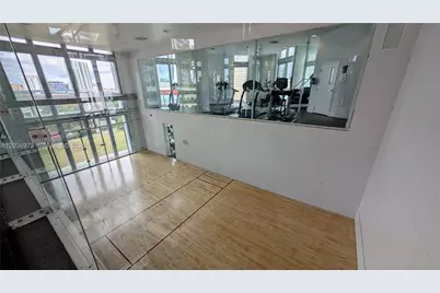 350 S Miami Ave #704, Miami, FL 33130 - Photo 17