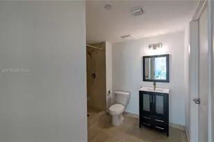 350 S Miami Ave, Miami, FL 33130 - Photo 37