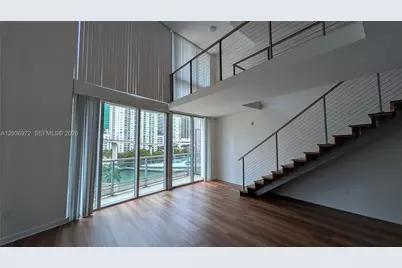 350 S Miami Ave #704, Miami, FL 33130 - Photo 5