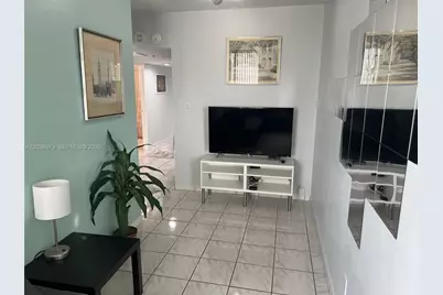 100 Lincoln Rd #1001, Miami Beach, FL 33139 - Photo 9