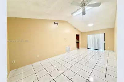 731 NW 84th Ave, Pembroke Pines, FL 33024 - Photo 3