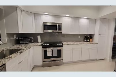 [Address not provided], Miami, FL 33173 - Photo 13