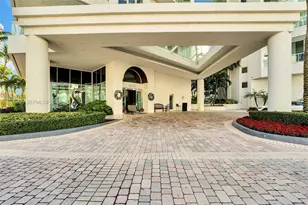 16400 Collins Ave, Sunny Isles Beach, FL 33160 - Photo 3