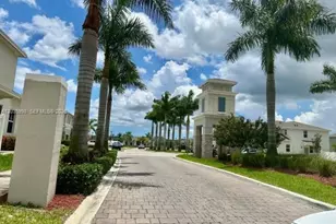 754 SE 19th St, Homestead, FL 33034 - Photo 3