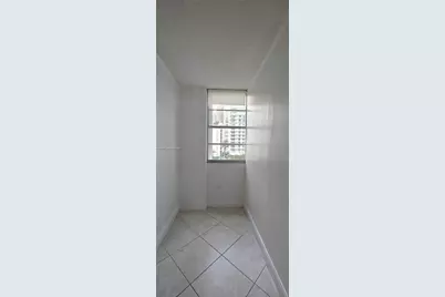 905 Brickell Bay Dr #623, Miami, FL 33131 - Photo 5