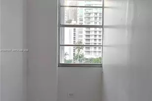 905 Brickell Bay Dr, Miami, FL 33131 - Photo 5