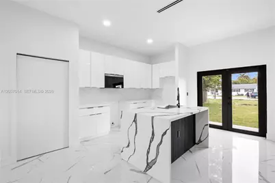 426 SW 9th Ave, Homestead, FL 33030 - Photo 9