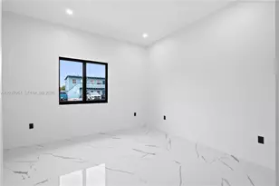 426 SW 9th Ave, Homestead, FL 33030 - Photo 13
