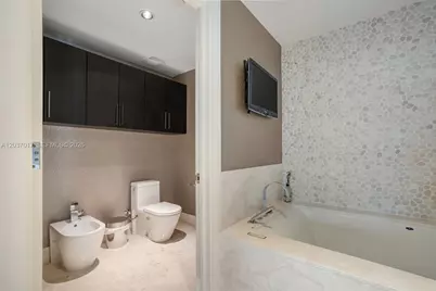 17121 Collins Ave #3304, Sunny Isles Beach, FL 33160 - Photo 9