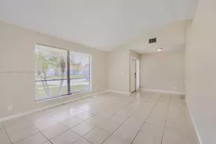7195 NW 5th Ave, Boca Raton, FL 33487 - Photo 9