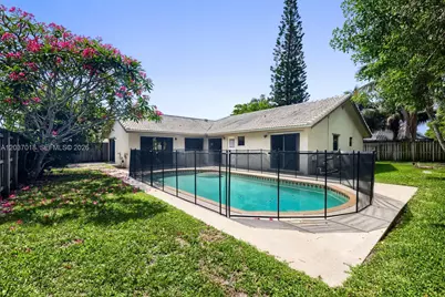 7195 NW 5th Ave, Boca Raton, FL 33487 - Photo 5