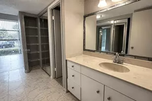 20505 E Country Club Dr, Aventura, FL 33180 - Photo 13