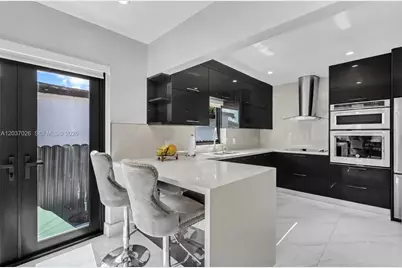 11 W 59th St, Hialeah, FL 33012 - Photo 15