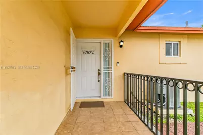13572 SW 285th Ter, Homestead, FL 33033 - Photo 7