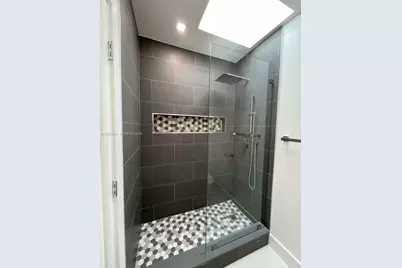 [Address not provided], Miami Beach, FL 33139 - Photo 9