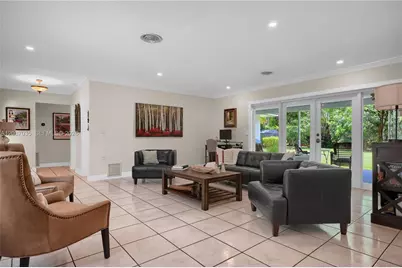 8340 SW 96th St, Miami, FL 33156 - Photo 7