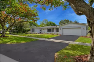 8340 SW 96th St, Miami, FL 33156 - Photo 3