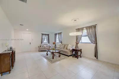 9260 W 35th Ln #N/A, Hialeah, FL 33018 - Photo 3