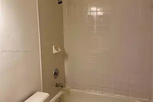 3566 W 80th St, Hialeah, FL 33018 - Photo 7