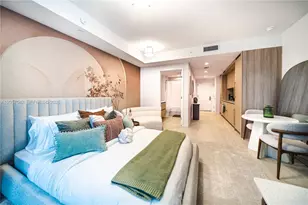 77 SE 5th St, Miami, FL 33131 - Photo 49