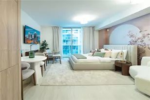 77 SE 5th St, Miami, FL 33131 - Photo 29