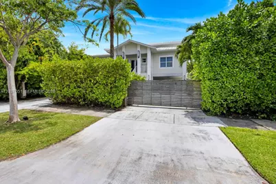 1076 NE Little River Dr, Miami, FL 33138 - Photo 35