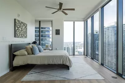 1010 Brickell Ave #4311, Miami, FL 33131 - Photo 13